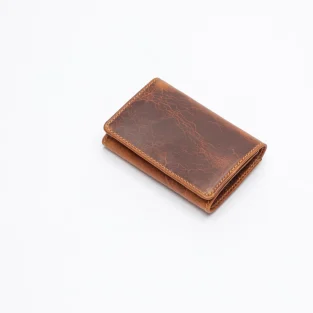 The Kingscote 3-Fold Leather Wallet in Badalassi - Wax Cognac