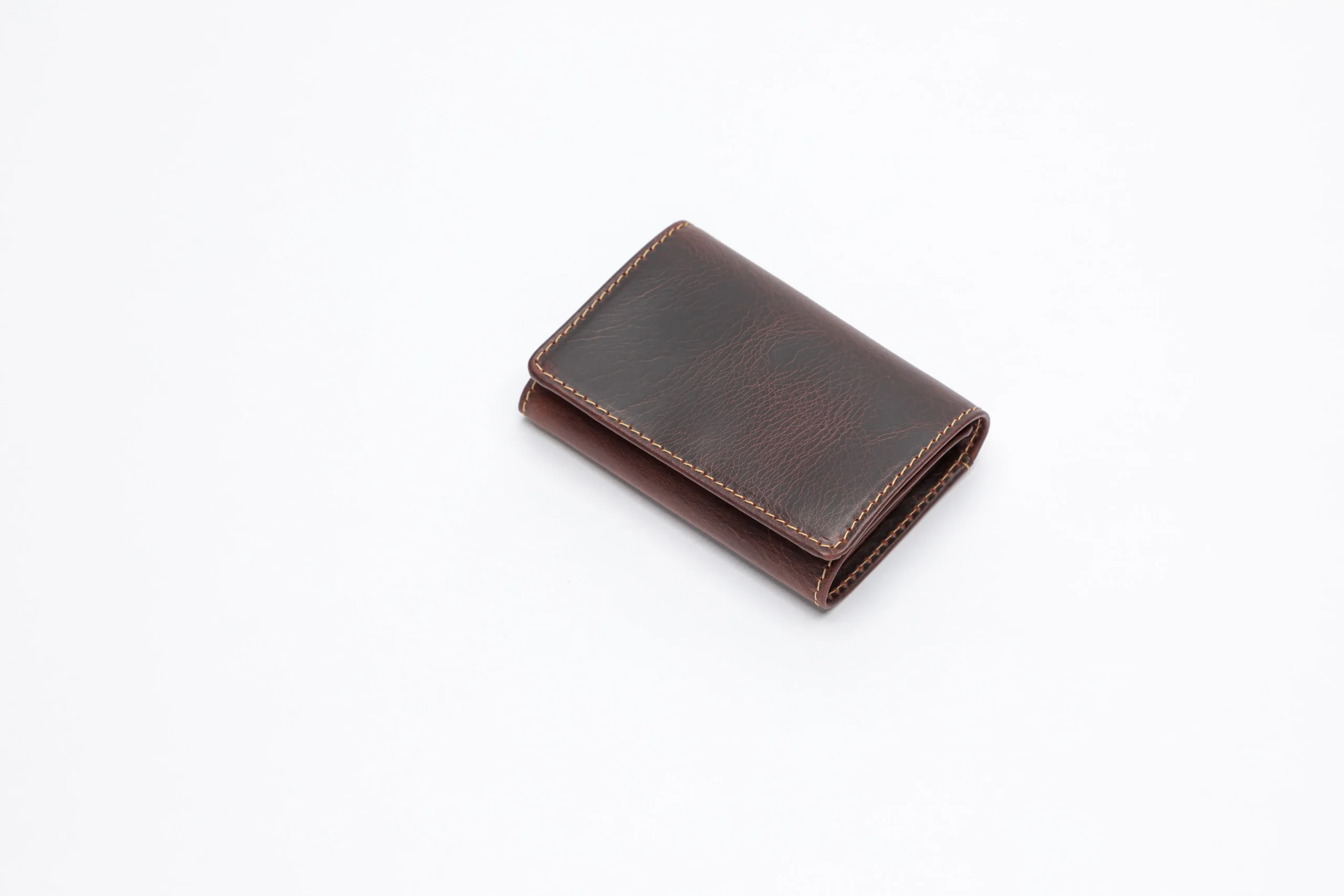 The Kingscote 3-Fold Leather Wallet in Badalassi - Wax Tobacco - Beorma ...