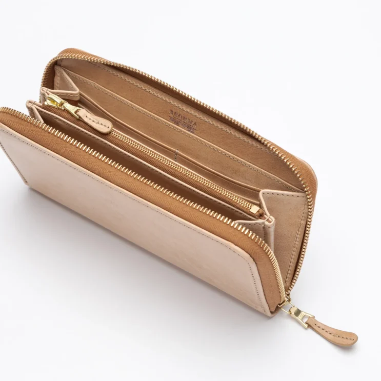 The Ascot Zip Round Purse in Vintage Natural open