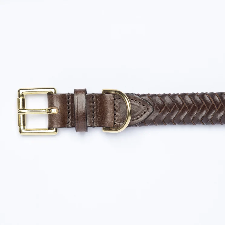 Plaited Dog Collar in Vegetable Tan Leather in Dark Brown detail
