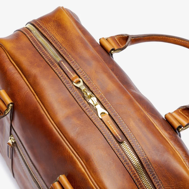 The Stamford Weekend Bag in Badalassi - Wax Cognac zip detail